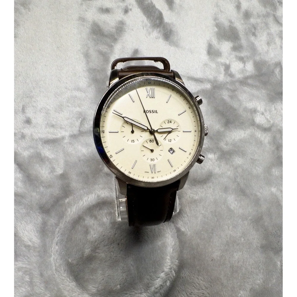 Fossil FS5380 Men's Watch 43mm Chronograph Leather Strap Driver Preppy Casual